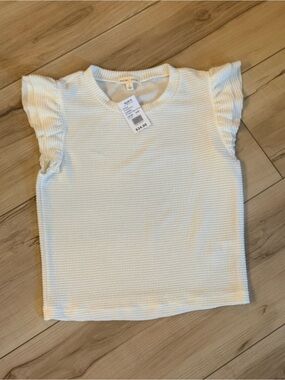 Moa Moa flutter sleeve top size large off white